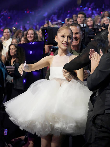Ariana Grande accepts the award for Video of the Year for "Brighter Days Ahead" on stage during the 2025 MTV Video Music Awards at UBS Arena on September 07, 2025 in Elmont, New York. (459×612)
