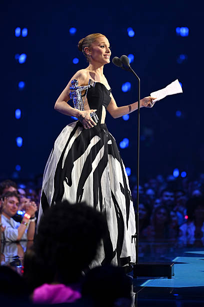 Ariana Grande accepts the Best Pop Award for “Brighter Days Ahead” during the 2025 MTV Video Music Awards at UBS Arena o