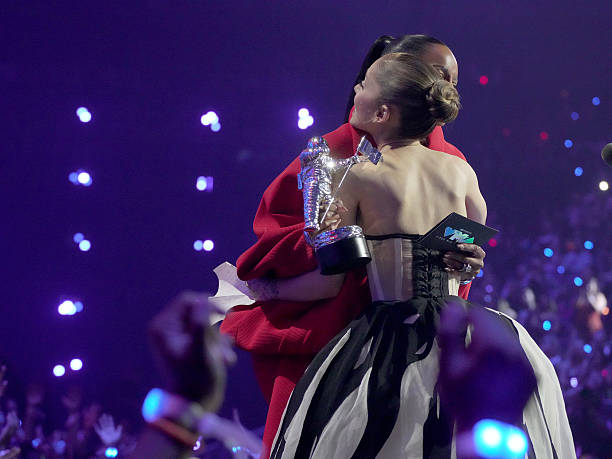 Ariana Grande accepts the Best Pop Award for “Brighter Days Ahead” onstage during the 2025 MTV Video Music Awards at UBS