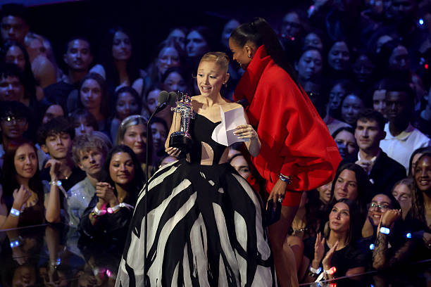 Ariana Grande and Ciara onstage during the 2025 MTV Video Music Awards at UBS Arena on September 07, 2025 in Elmont, New York. — frame 116/246 (612×408)