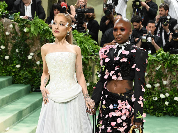 Ariana Grande and Cynthia Erivo at the 2024 Met Gala: "Sleeping Beauties: Reawakening Fashion" held at The Metropolitan Museum of Art on May 6, 2024 in New York City. — frame 9/32 (612×459)