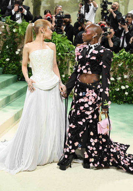 Ariana Grande and Cynthia Erivo at the 2024 Met Gala: "Sleeping Beauties: Reawakening Fashion" held at The Metropolitan Museum of Art on May 6, 2024 in New York City. — frame 26/32 (428×612)