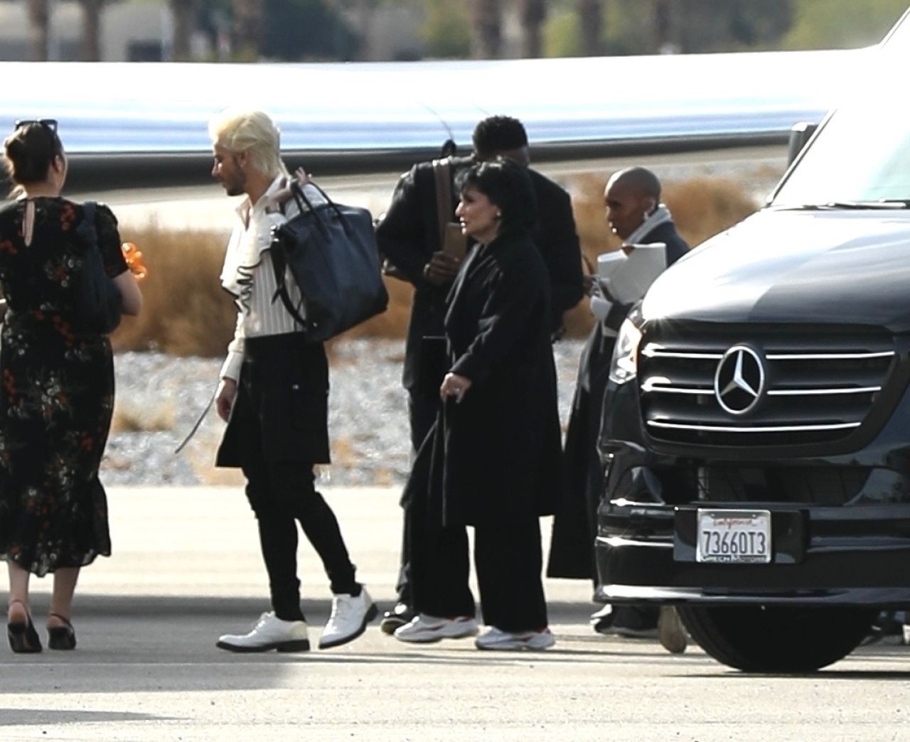 Ariana Grande and Cynthia Erivo Take a Quick Jet to LA 04.01.2025 (1280×1044)