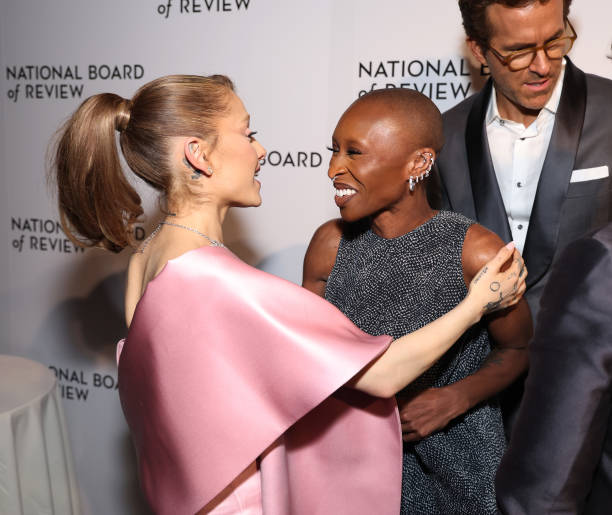 Ariana Grande and Cynthia Erivo, winners of the Best Film Award for "Wicked," and Ryan Reynolds pose during The National Board of Review Annual Awards Gala at Cipriani 42nd Street on January 07, 2025 in New York City. (612×515)