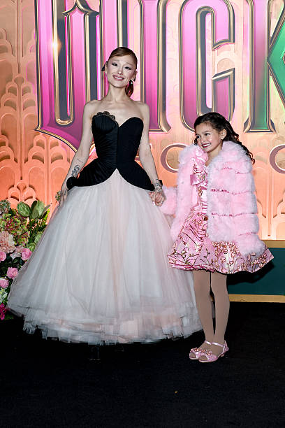 Ariana Grande and Scarlett Spears attend the "Wicked: For Good!" New York Premiere at David Geffen Hall on November 17, 2025 in New York City. (408×612)