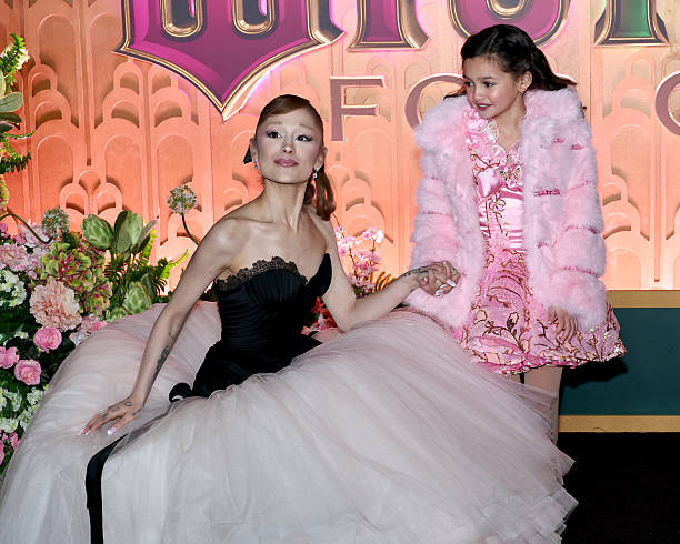 Ariana Grande and Scarlett Spears attend the "Wicked: For Good!" New York Premiere at David Geffen Hall on November 17, 2025 in New York City. (612×490)