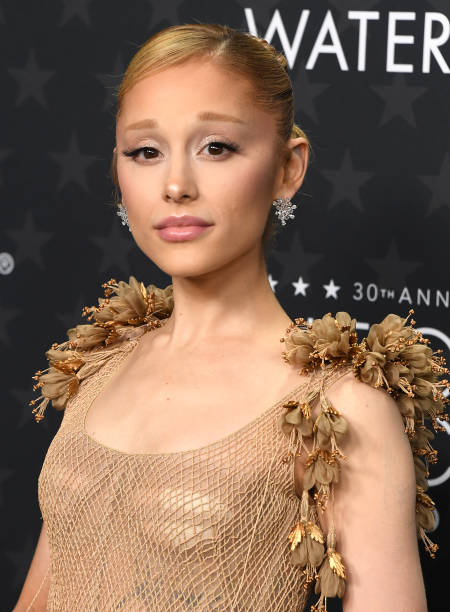 Ariana Grande arrives at the 30th Annual Critics Choice Awards at Barker Hangar on February 07, 2025 in Santa Monica, Ca