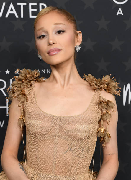Ariana Grande arrives at the 30th Annual Critics Choice Awards at Barker Hangar on February 07, 2025 in Santa Monica, Ca