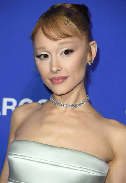 Ariana Grande arrives at the 36th Annual Palm Springs International Film Festival Film Awards at Palm Springs Convention