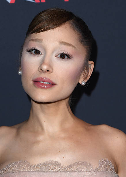 Ariana Grande arrives at the AFI Awards Luncheon at Four Seasons Hotel Los Angeles at Beverly Hills on January 09, 2026 in Los Angeles, California. — frame 22/47 (437×612)