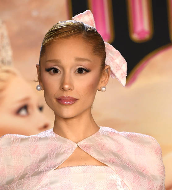 Ariana Grande arrives at the Los Angeles Premiere Of Universal Pictures "Wicked" at Dorothy Chandler Pavilion on Novembe