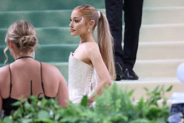 Ariana Grande arrives for the 2024 Met Gala on May 06, 2024 in New York City