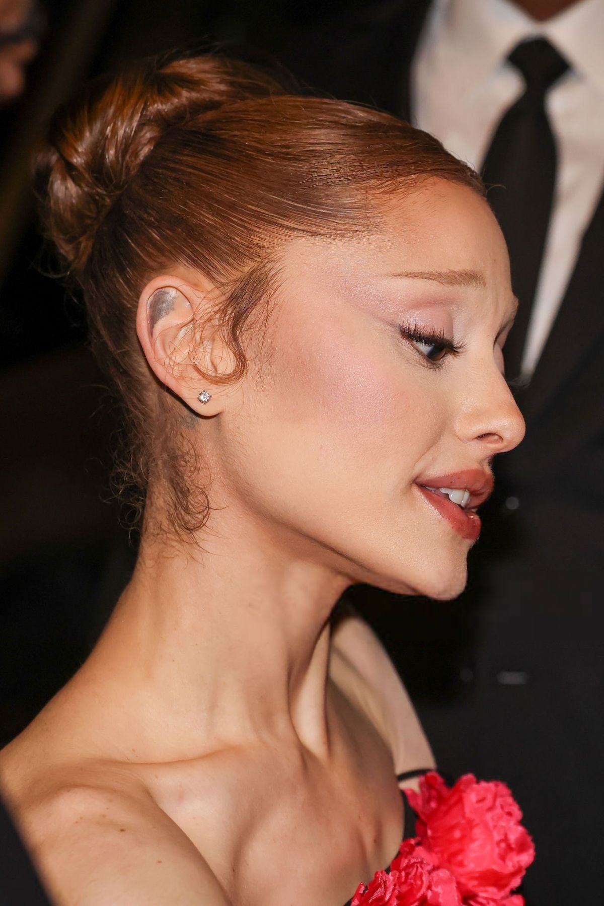 ARIANA GRANDE Arrives Paris Opera in Paris 11/07/2025