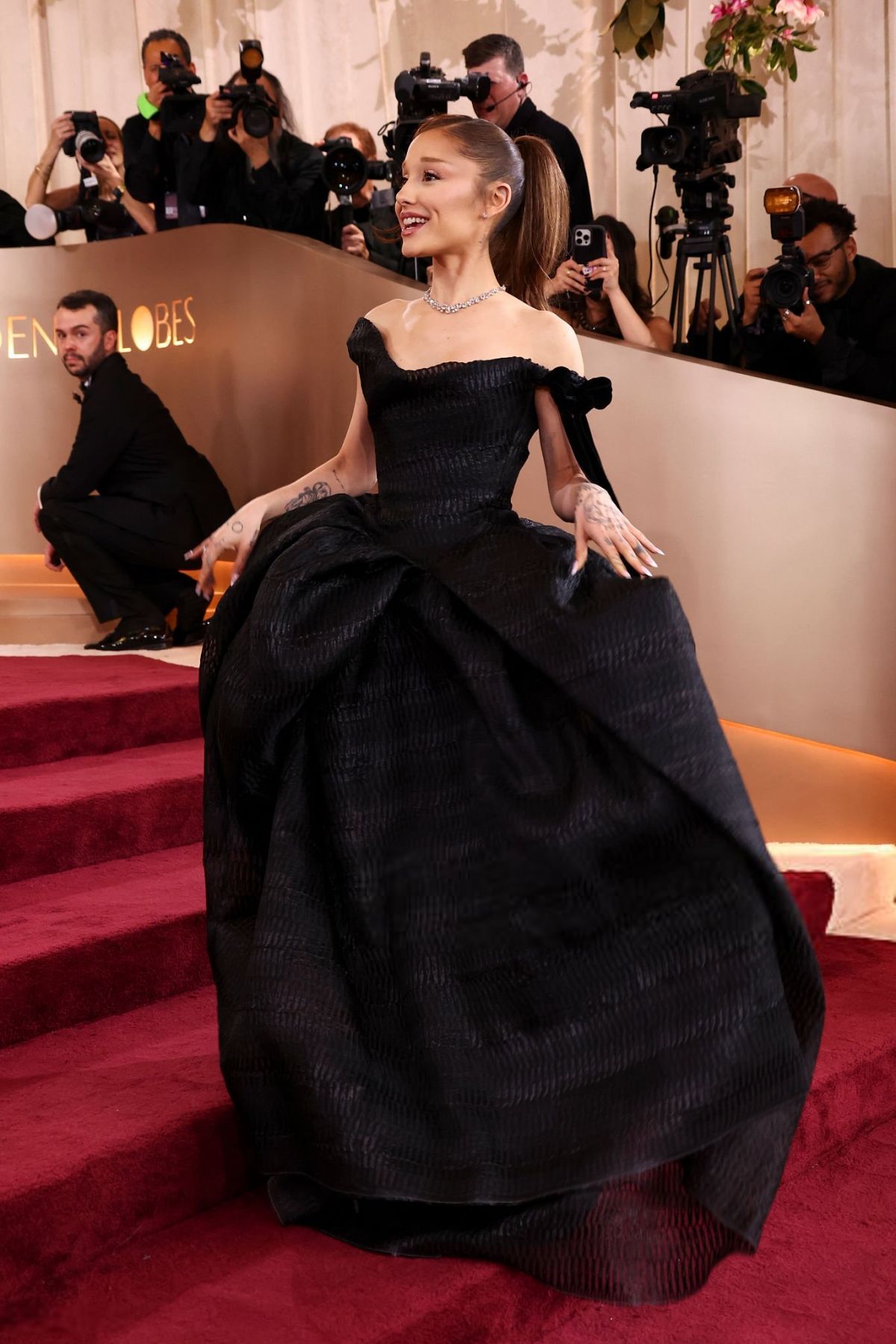 ARIANA GRANDE at 83rd Annual Golden Globe Awards in Beverly Hills 01/11/2026 (1200×1800)