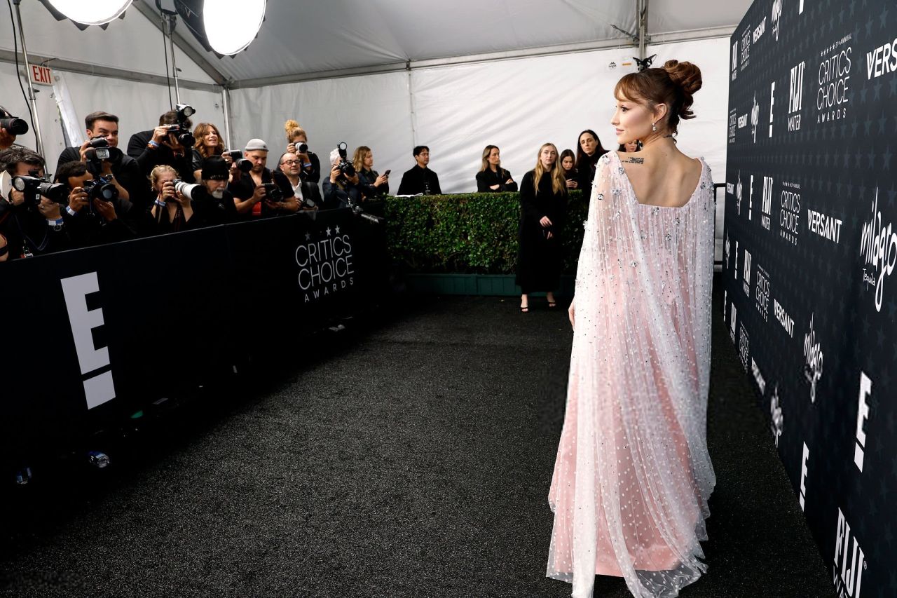 Ariana Grande at Critics Choice Awards 2026 (1280×853)
