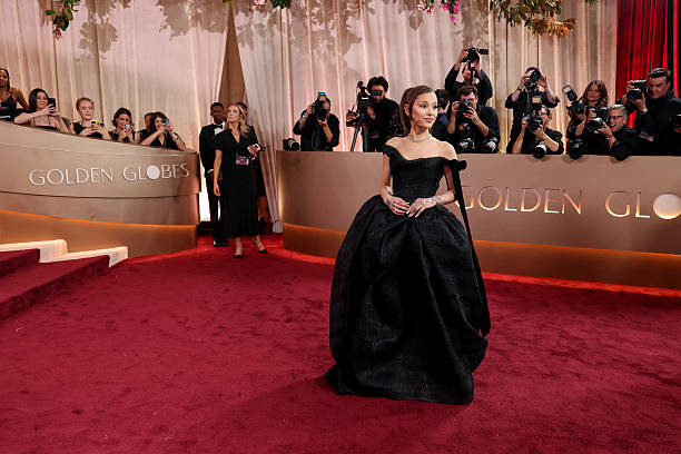 Ariana Grande at the 83rd Annual Golden Globes held at The Beverly Hilton on January 11, 2026 in Beverly Hills, California. — frame 108/147 (612×408)