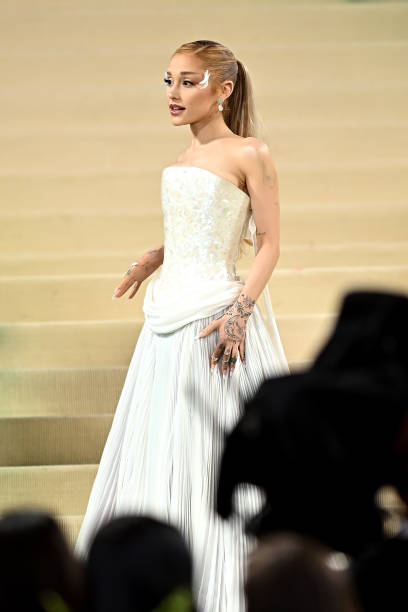 Ariana Grande attends The 2024 Met Gala Celebrating "Sleeping Beauties: Reawakening Fashion" on May 06, 2024 in New York