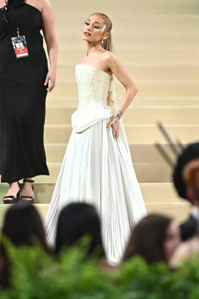 Ariana Grande attends The 2024 Met Gala Celebrating "Sleeping Beauties: Reawakening Fashion" on May 06, 2024 in New York