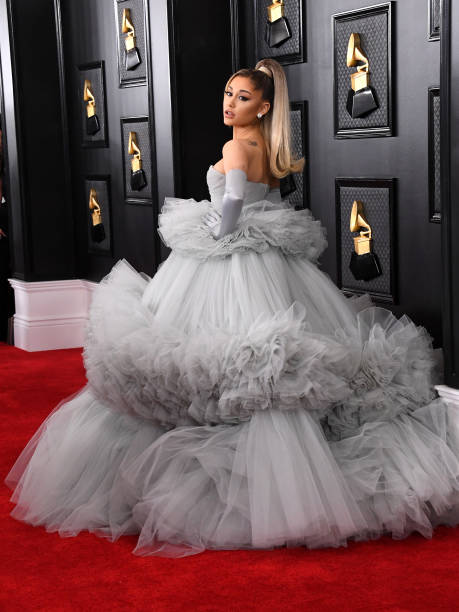Ariana Grande attends the 62nd Annual GRAMMY Awards at Staples Center on January 26, 2020 in Los Angeles, California. — frame 73/110 (459×612)