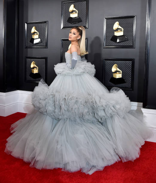 Ariana Grande attends the 62nd Annual GRAMMY Awards at Staples Center on January 26, 2020 in Los Angeles, California. — frame 45/110 (522×612)