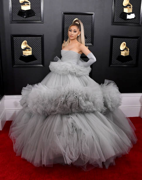 Ariana Grande attends the 62nd Annual GRAMMY Awards at Staples Center on January 26, 2020 in Los Angeles, California. — frame 93/110 (485×612)