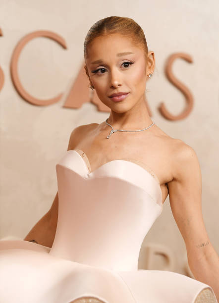 Ariana Grande attends the 97th Annual Oscars at Dolby Theatre on March 02, 2025 in Hollywood, California