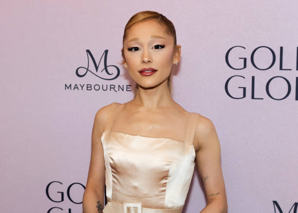 Ariana Grande attends the Golden Globes First-Time Nominee Celebration at The Maybourne Beverly Hills on December 17, 2024 in Beverly Hills, California. — frame 1/3 (612×437)