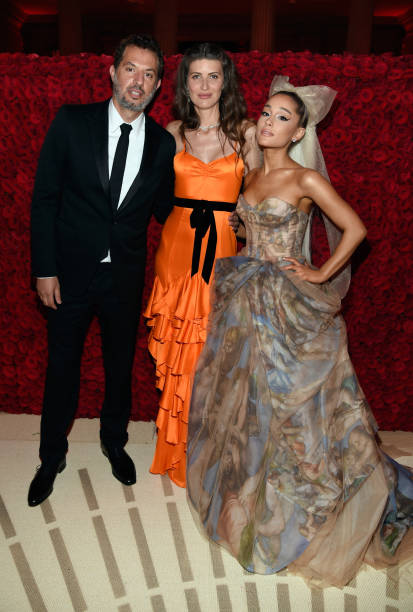 Ariana Grande attends the Heavenly Bodies: Fashion & The Catholic Imagination Costume Institute Gala at The Metropolitan Museum of Art on May 7, 2018 in New York City. — frame 5/14 (413×612)