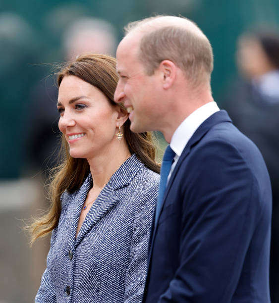 Catherine, Duchess of Cambridge and Prince William, Duke of Cambridge attend the official opening of the Glade of Light Memorial at Manchester Cathedral on May 10, 2022 in Manchester, England. The Glade of Light Memorial commemorates the victims of the terrorist attack that took place after an Ariana Grande concert at Manchester Arena on May 22, 2017. (563×612)