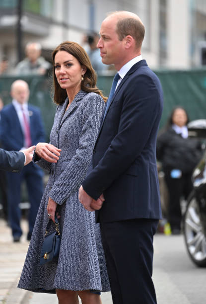 Catherine, Duchess of Cambridge and Prince WIlliam, Duke of Cambridge attend the official opening of the Glade of Light Memorial at Manchester Cathedral on May 10, 2022 in Manchester, England. The Glade of Light Memorial commemorates the victims of the terrorist attack that took place after an Ariana Grande concert at Manchester Arena on May 22, 2017. (415×612)