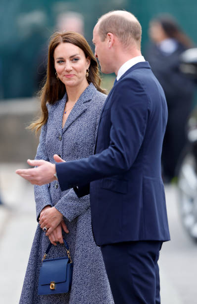 Catherine, Duchess of Cambridge and Prince William, Duke of Cambridge attend the official opening of the Glade of Light Memorial at Manchester Cathedral on May 10, 2022 in Manchester, England. The Glade of Light Memorial commemorates the victims of the terrorist attack that took place after an Ariana Grande concert at Manchester Arena on May 22, 2017. (398×612)
