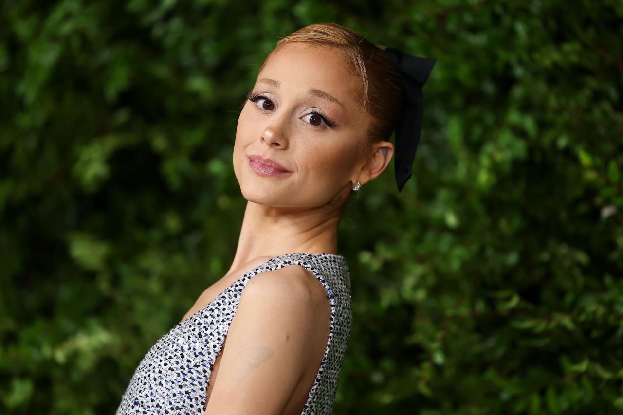 Ariana Grande Dazzles in Chanel at Academy Women’s Luncheon