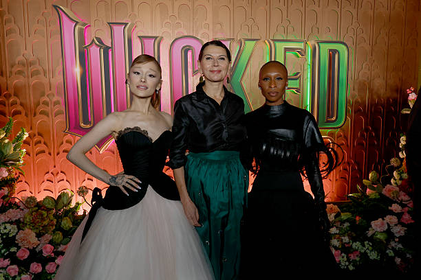Ariana Grande, Donna Langley and Cynthia Erivo attend as Universal Pictures proudly presents the WICKED FOR GOOD US Premiere on November 17, 2025 in New York City. (612×408)