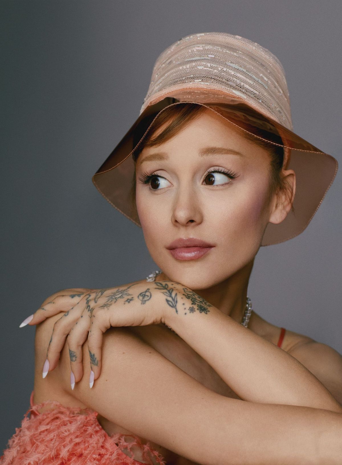 ARIANA GRANDE for Vogue Mexico & Latin America, February 2026 (1200×1632)