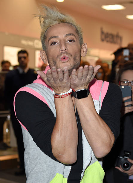 Frankie Grande attends a photocall to support the launch of her debut fragrance, Ari by Ariana Grande and also meet and greet her fans at Boots, Piccadilly Circus on November 4, 2015 in London, England. — frame 7/21 (445×612)