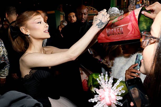 Ariana Grande greets fans as Universal Pictures proudly presents the WICKED FOR GOOD US Premiere on November 17, 2025 in