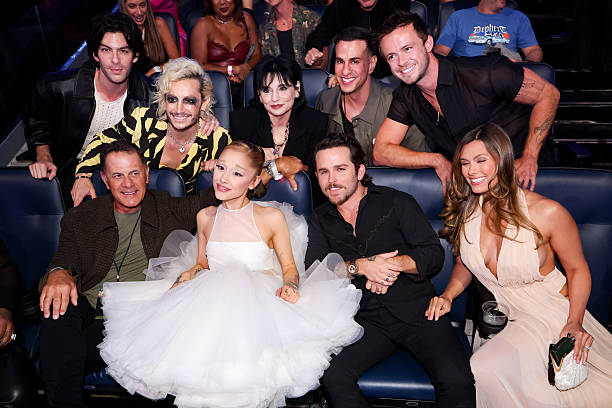 Hale Grande, Edward Butera, Frankie Grande, Ariana Grande, Joan Grande, Christian Breslauer, Brittany Breslauer at the MTV Video Music Awards 2025 held at UBS Arena on September 07, 2025 in New York, New York. — frame 31/100 (612×408)