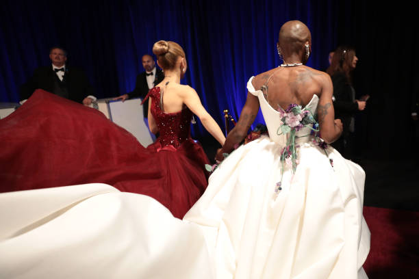 In this handout photo provided by The Academy, Ariana Grande and Cynthia Erivo are seen backstage during the 97th Annual Oscars at Dolby Theatre on March 02, 2025 in Hollywood, California. (612×408)