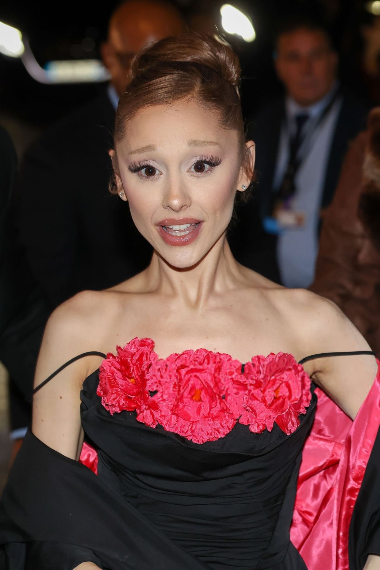 Ariana Grande in Vintage Floral Silk Look Outside Paris Opera – Nov 2025
