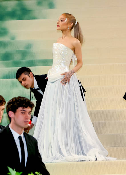 Ariana Grande is seen attending the 2024 Met Gala Celebrating 'Sleeping Beauties: Reawakening Fashion' at The Metropolitan Museum of Art on May 06, 2024 in New York City. — frame 109/236 (441×612)