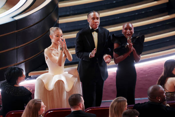 Ariana Grande, Lena Waithe, Cynthia Erivo at the 97th Oscars held at the Dolby Theatre on March 2, 2025 in Hollywood, California. — frame 33/93 (612×408)