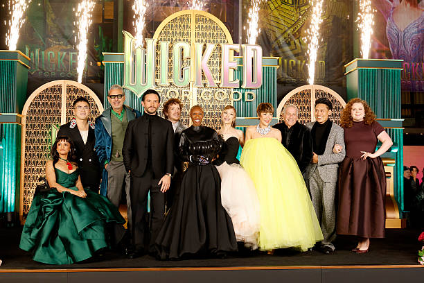 Marissa Bode, Bowen Yang, Jeff Goldblum, Jonathan Bailey, Ethan Slater, Cynthia Erivo, Ariana Grande, Michelle Yeoh, Marc E. Platt, Jon M. Chu and Bronwyn James attend as Universal Pictures proudly presents the WICKED FOR GOOD US Premiere on November 17, 2025 in New York City. (612×408)
