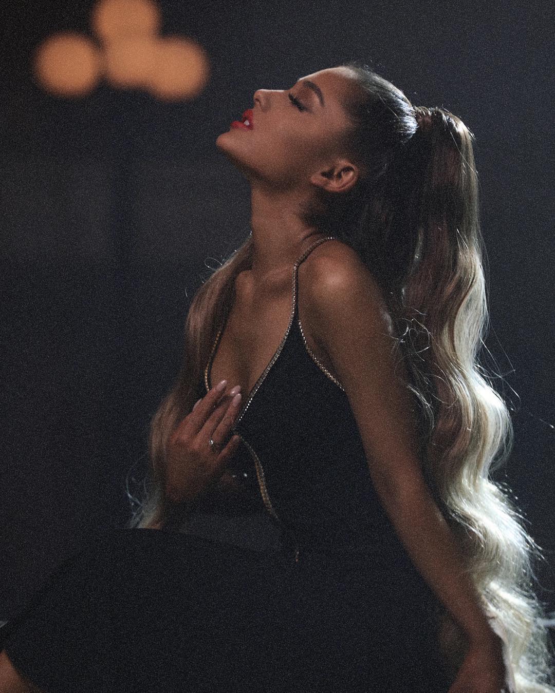 Music Video Breathin (2018) (1080×1350)