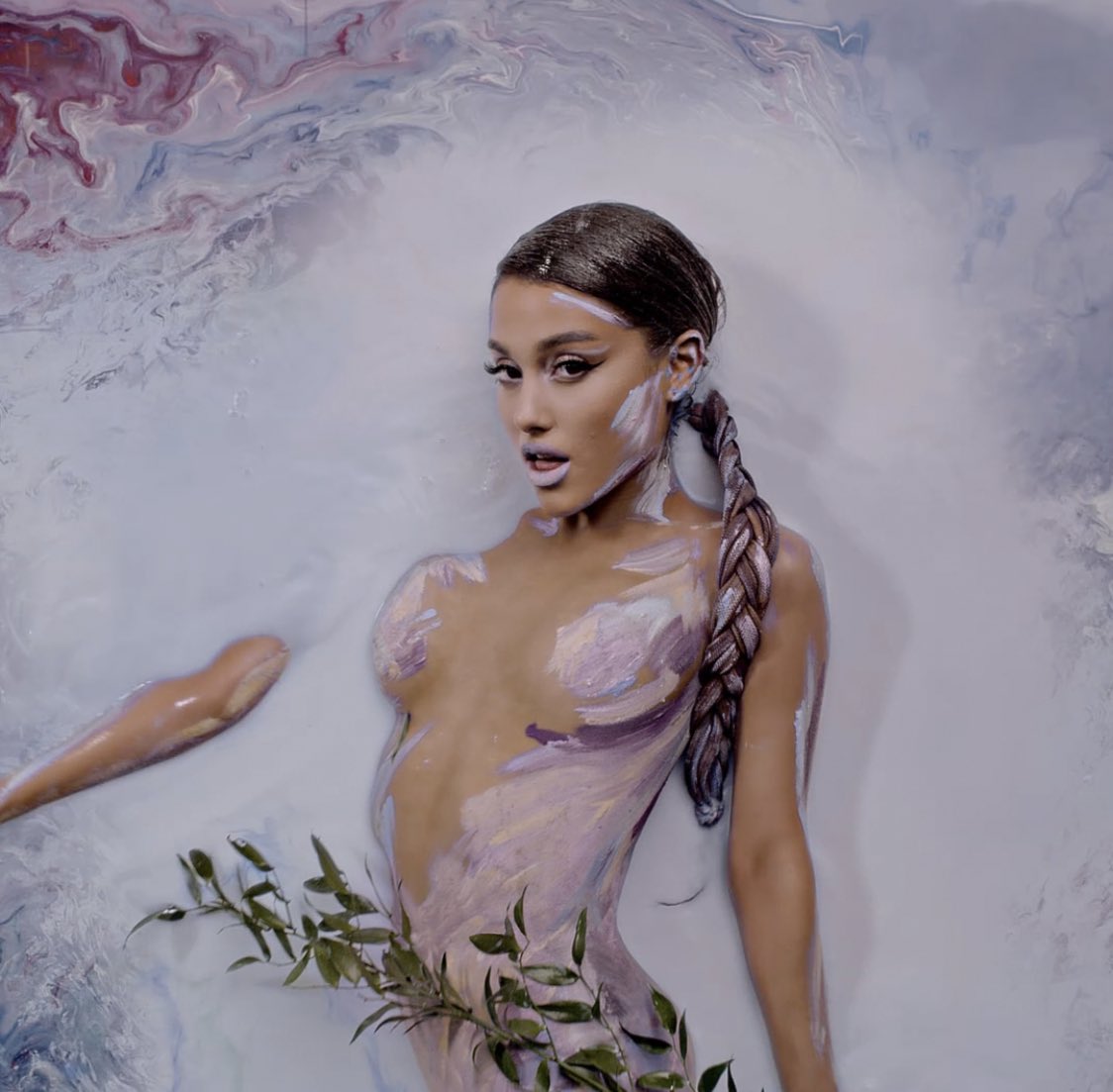 Music Video God Is A Woman (2018) (1124×1103)