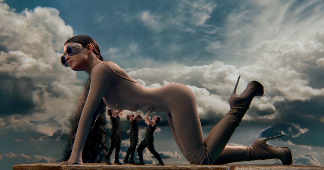 Music Video God Is A Woman (2018)
