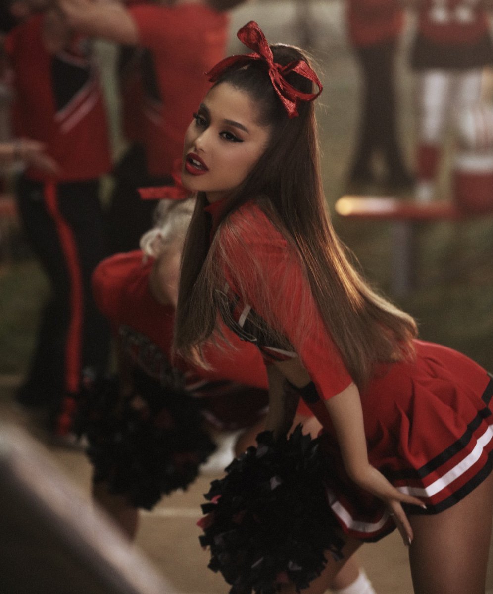Music Video Thank U, Next (2018)
