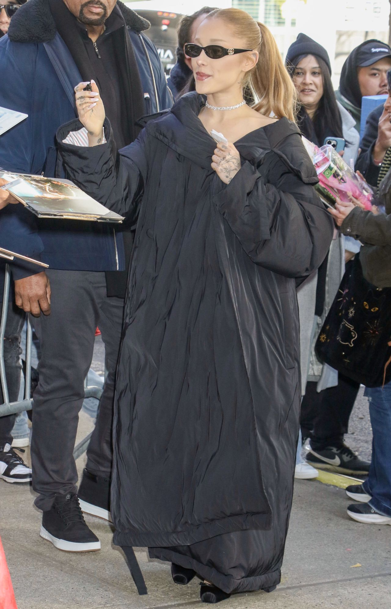 Ariana Grande on The Drew Barrymore Show – 12-03-2024 (1280×1990)