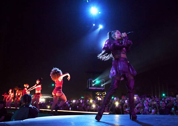 Ariana Grande performs at Coachella Stage during the 2019 Coachella Valley Music And Arts Festival on April 21, 2019 in Indio, California. (612×434)