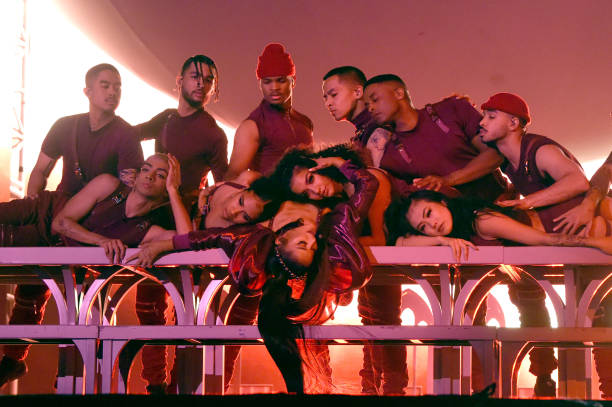 Ariana Grande performs on Coachella Stage during the 2019 Coachella Valley Music And Arts Festival on April 14, 2019 in Indio, California. (612×407)