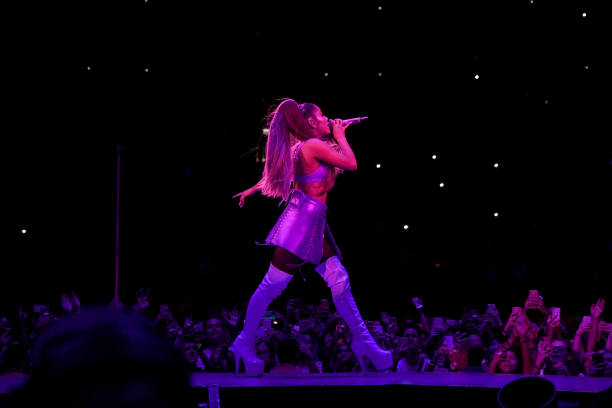 Ariana Grande performs on stage during her "Sweetener World Tour" at The O2 Arena on October 15, 2019 in London, England. — frame 18/20 (612×408)